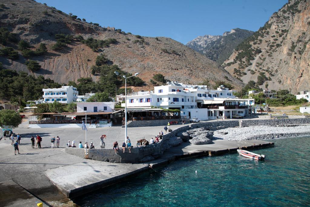 Paralia Guest House Ayía Roúmeli Bagian luar foto