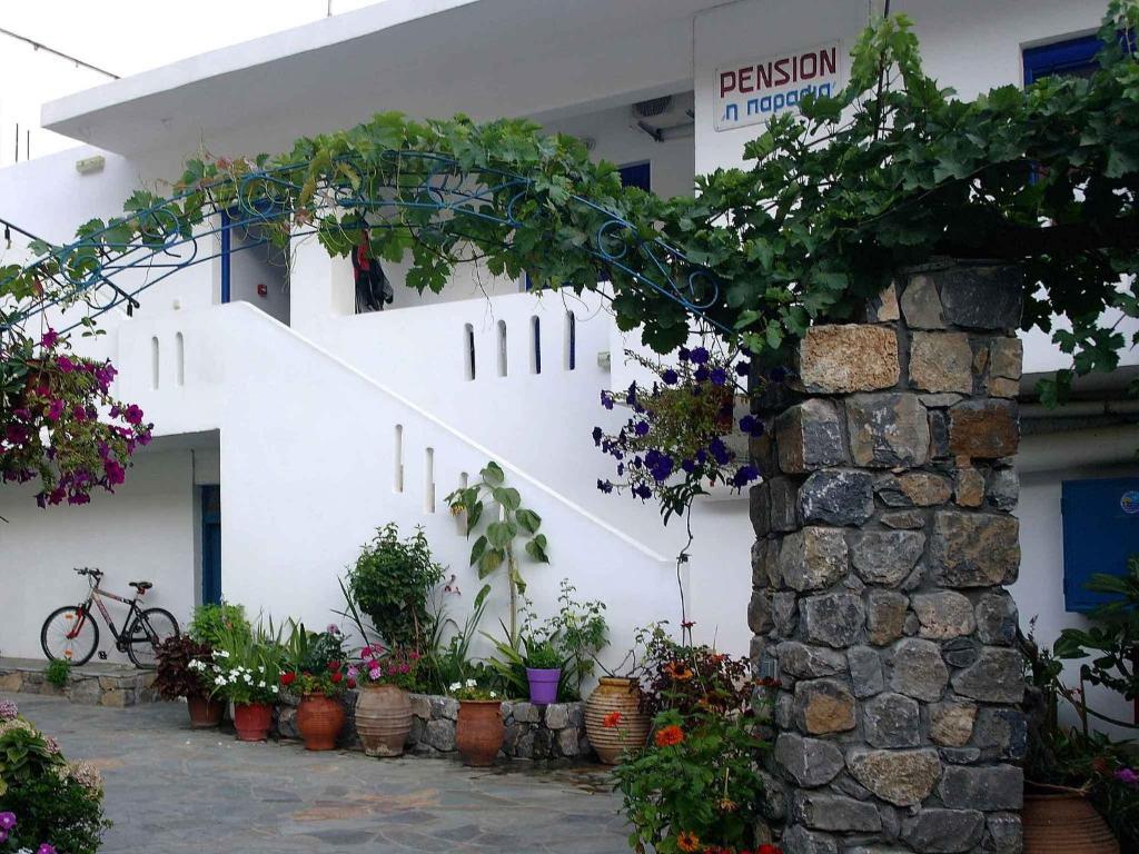 Paralia Guest House Ayía Roúmeli Bagian luar foto