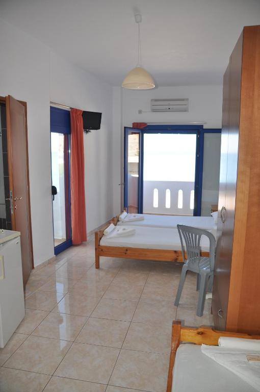 Paralia Guest House Ayía Roúmeli Bagian luar foto